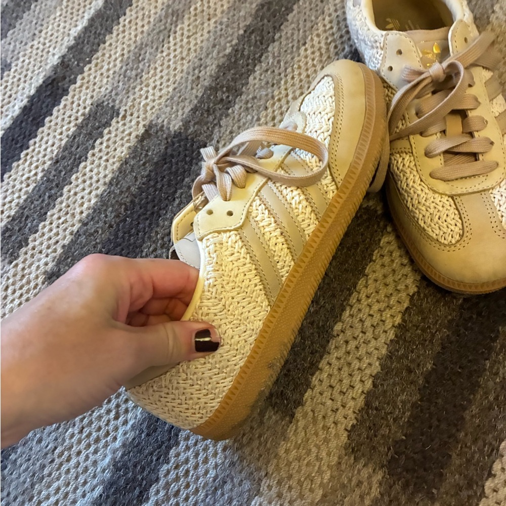 Adidas Women's SAMBA OG SHOES Sneakers Size US 7.5 Crochet Beige - Picture 7 of 11